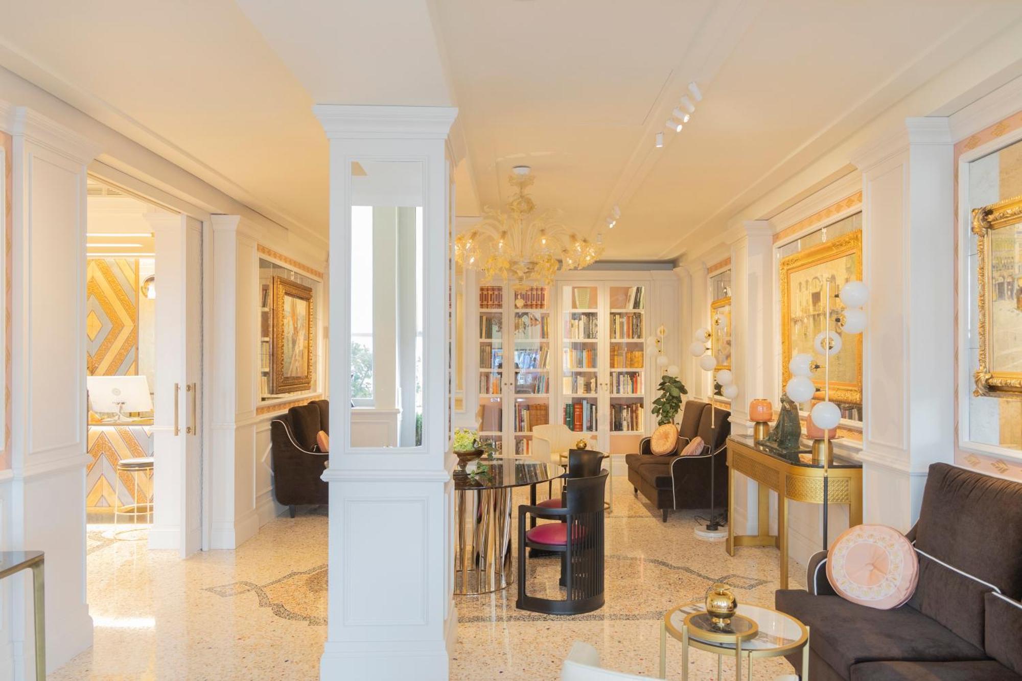 Londra Palace Venezia Εξωτερικό φωτογραφία