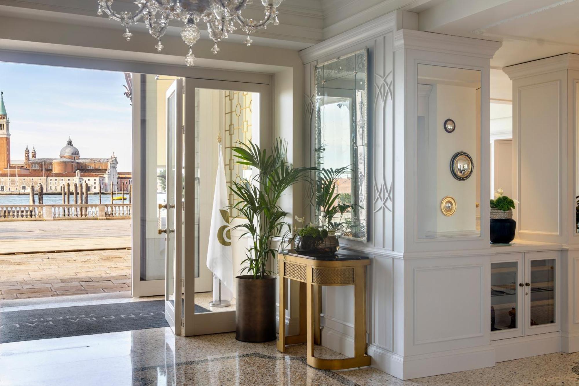 Londra Palace Venezia Εξωτερικό φωτογραφία