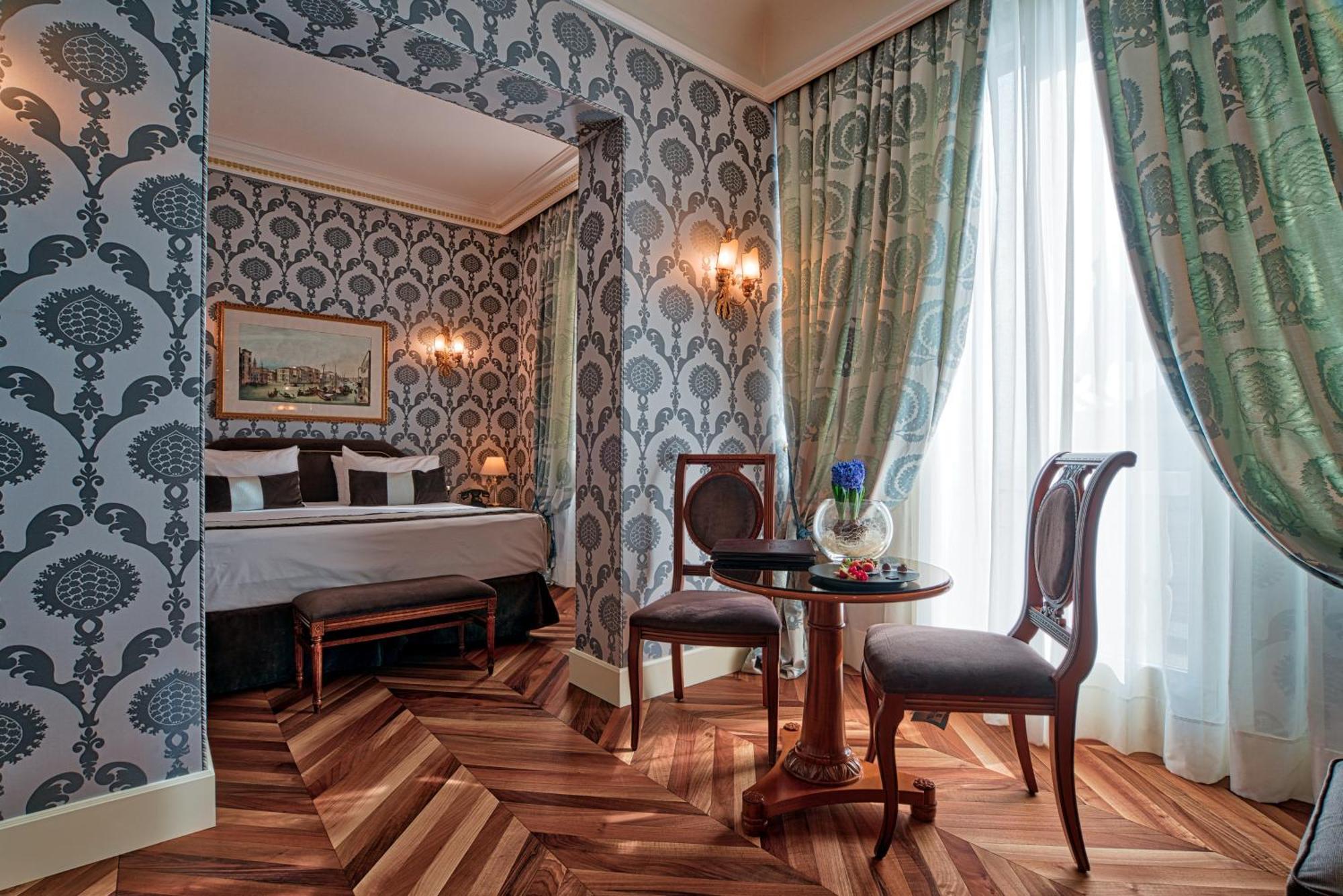 Londra Palace Venezia Εξωτερικό φωτογραφία