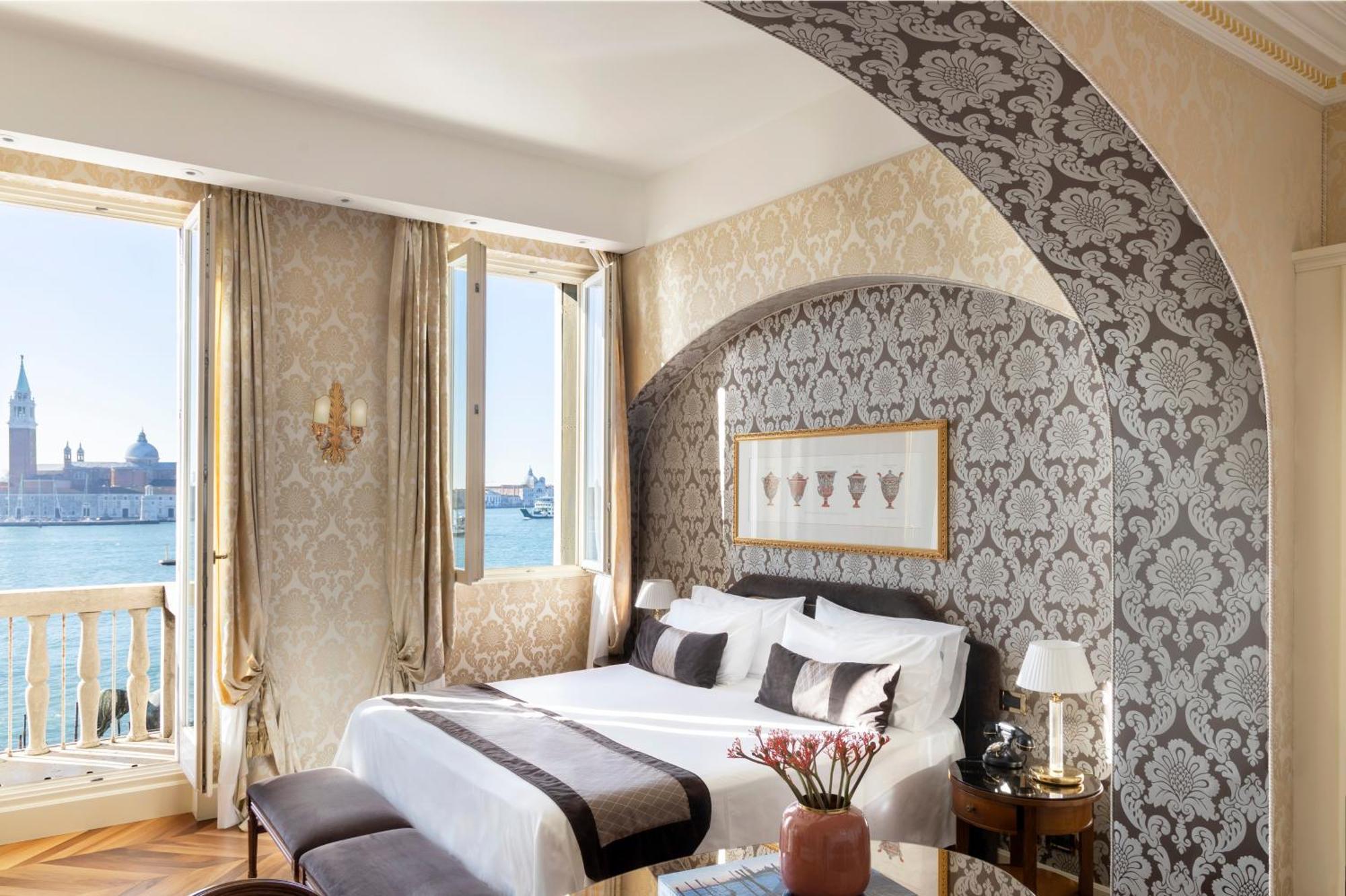 Londra Palace Venezia Εξωτερικό φωτογραφία